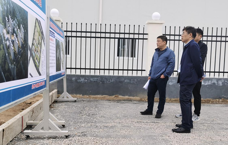 九游平台_九游（中国）
负责人汪洋到侯寨新镇区安置区调研项目建设工作